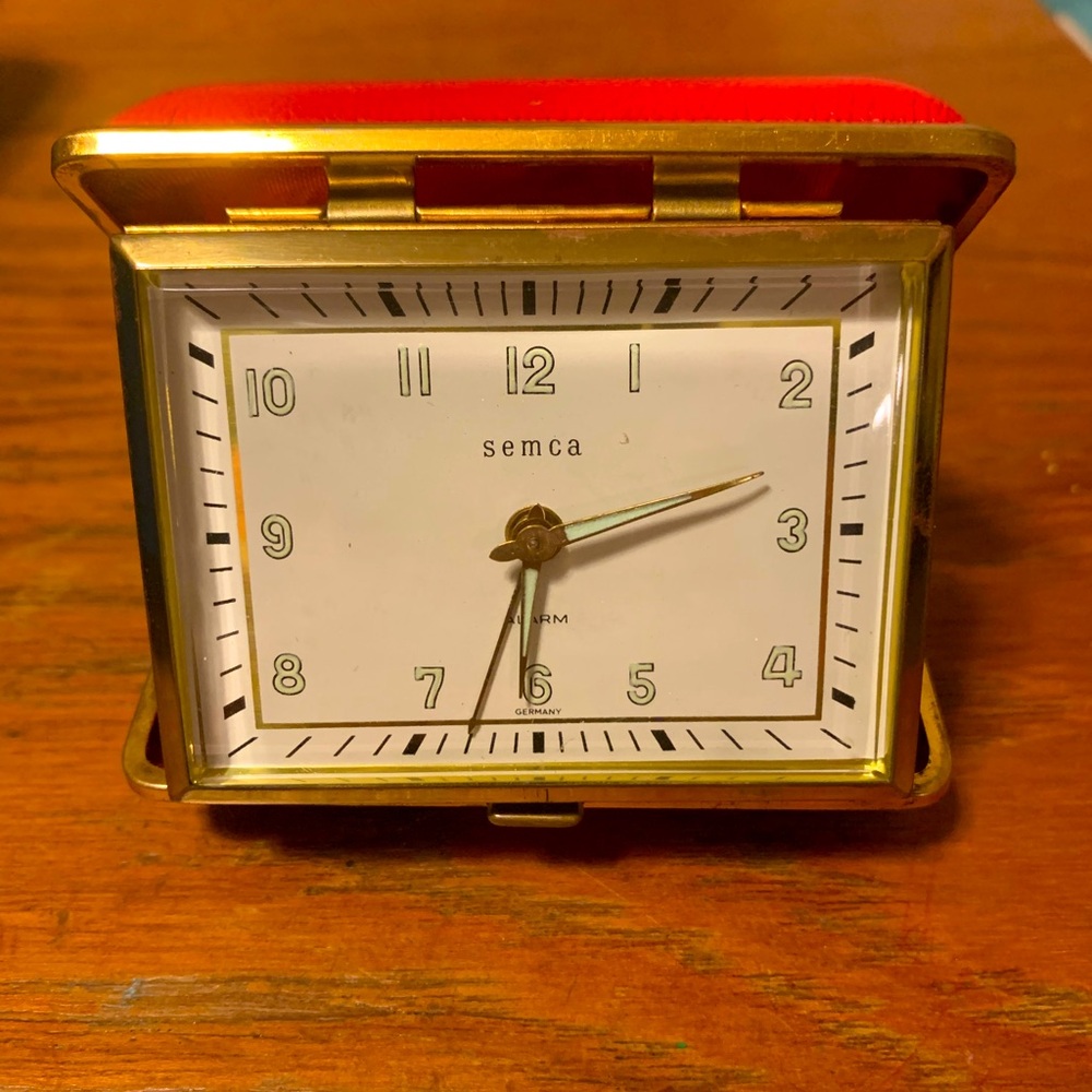Semca travel alarm clock